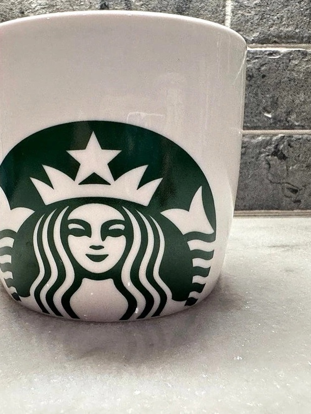 Starbucks Siren Logo White Ceramic Coffee Mug 16.9 oz